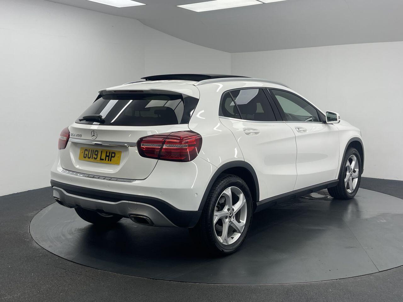 Mercedes GLA - Image 11