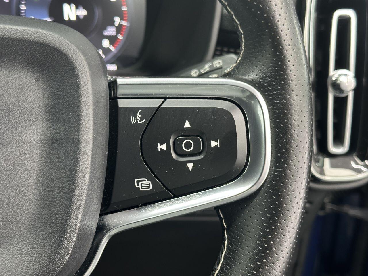 Volvo XC40 - Image 33