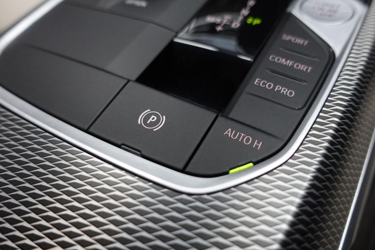 BMW 3 Series - Image 31