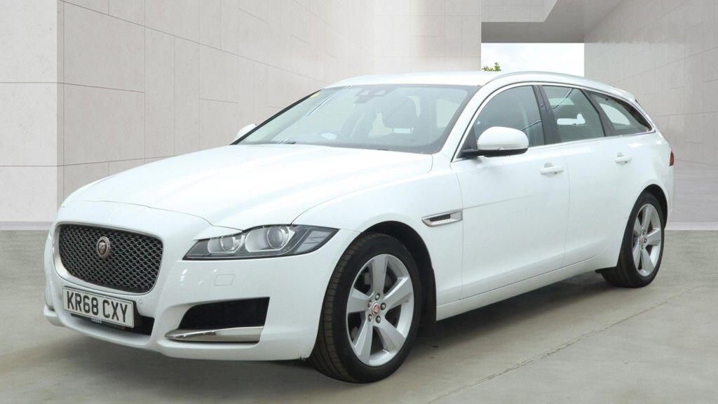 Jaguar XF - Image 4