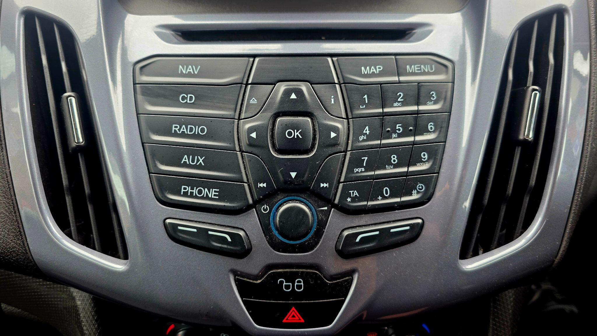 Ford Transit Connect - Image 30