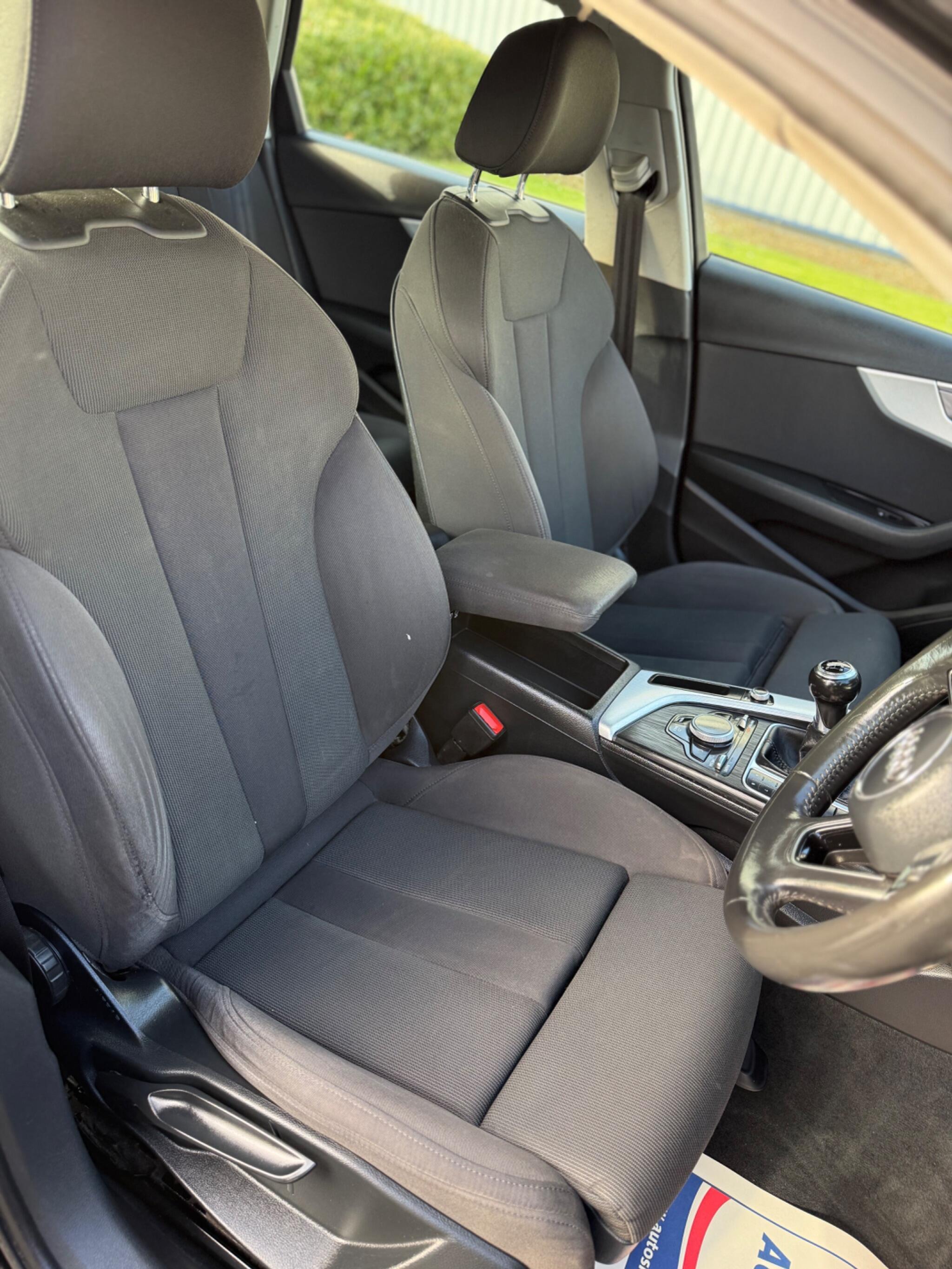 Audi A4 Avant - Image 25