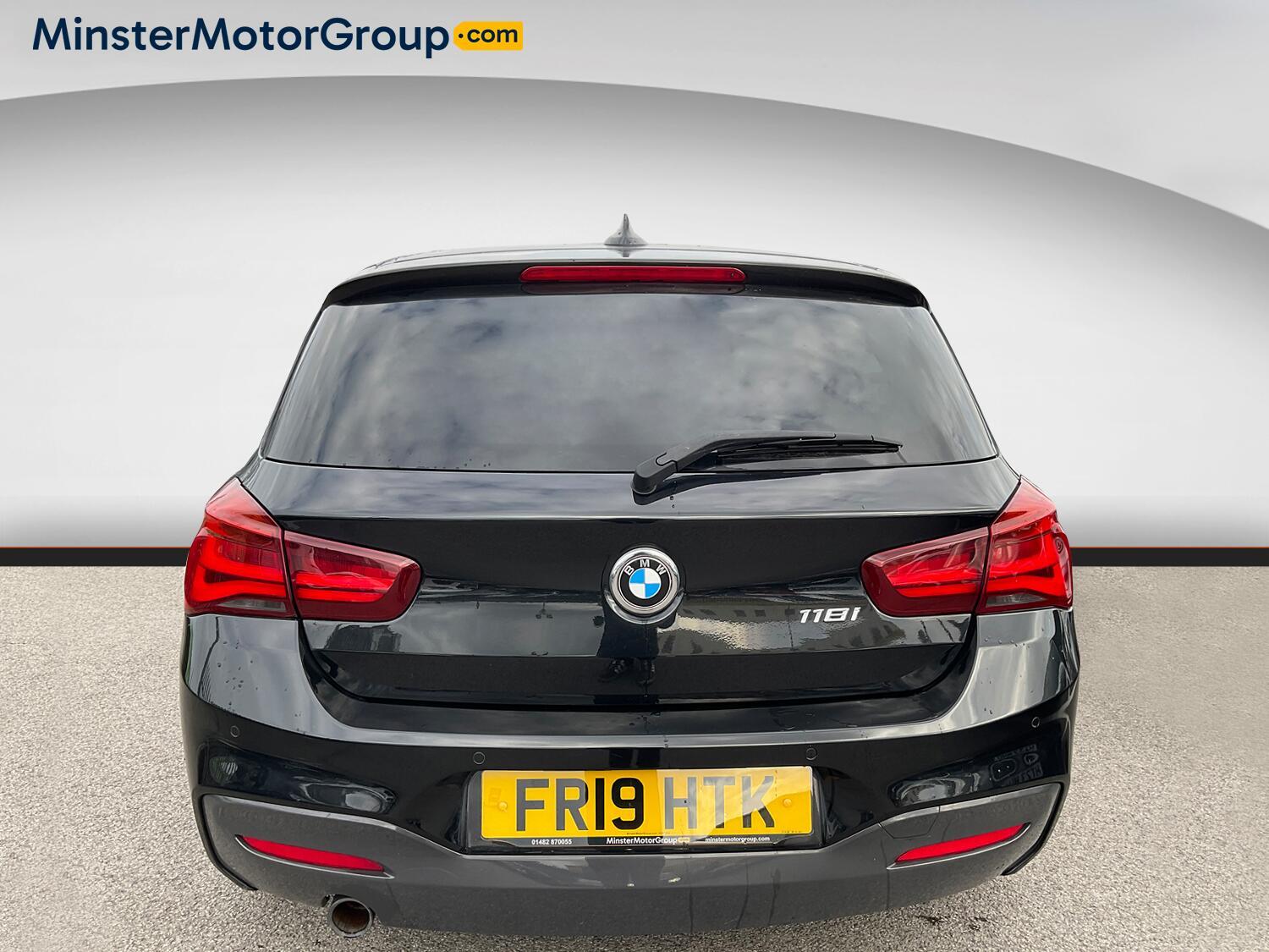 BMW 1 Series - Image 3