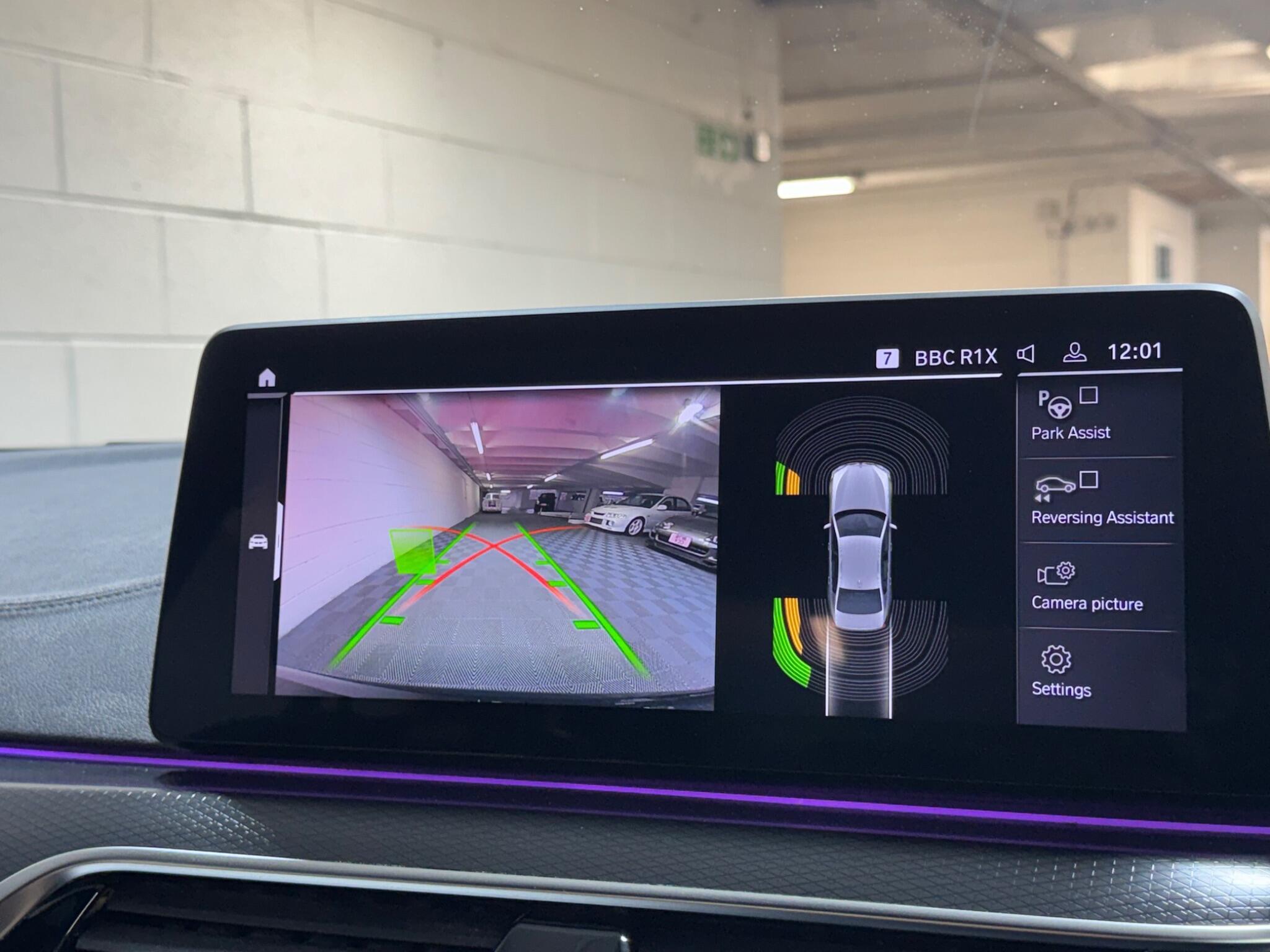 BMW 5 Series - Image 14