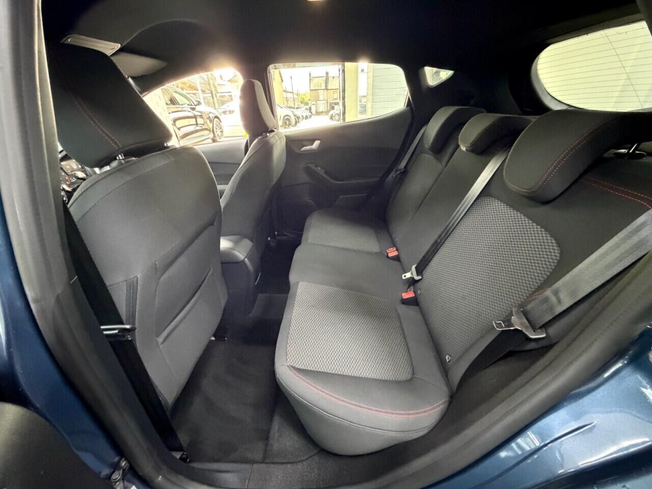 Ford Fiesta - Image 22