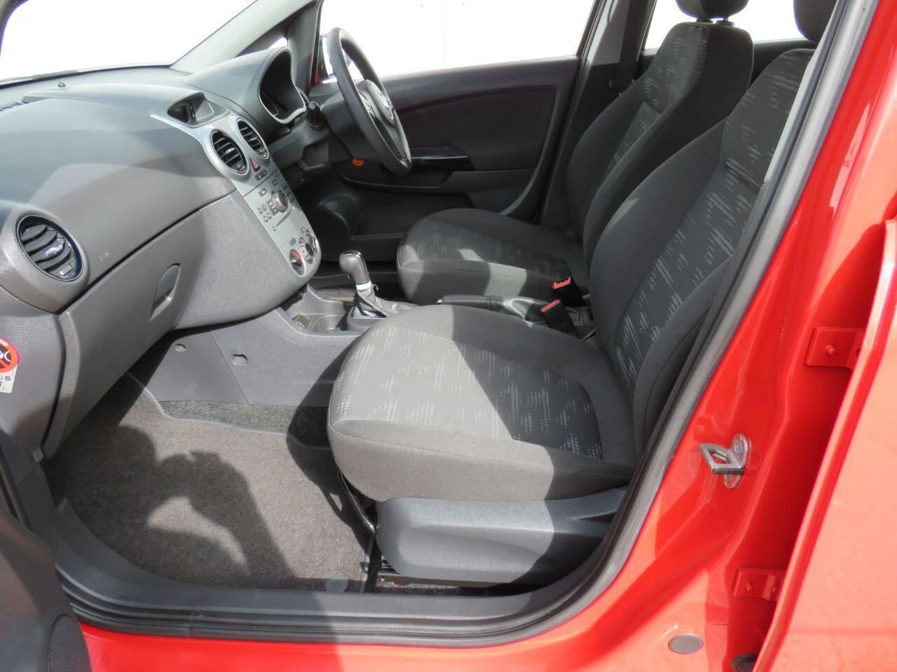 Vauxhall Corsa - Image 9