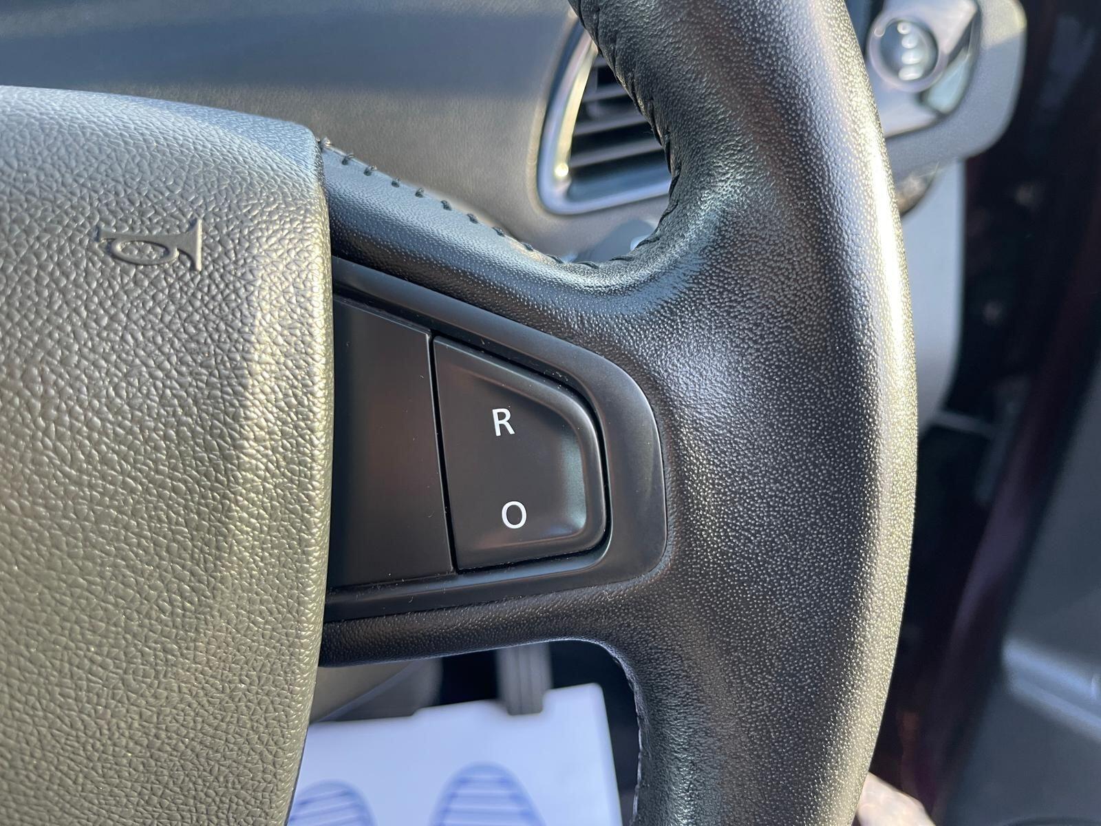 Renault Scenic - Image 26