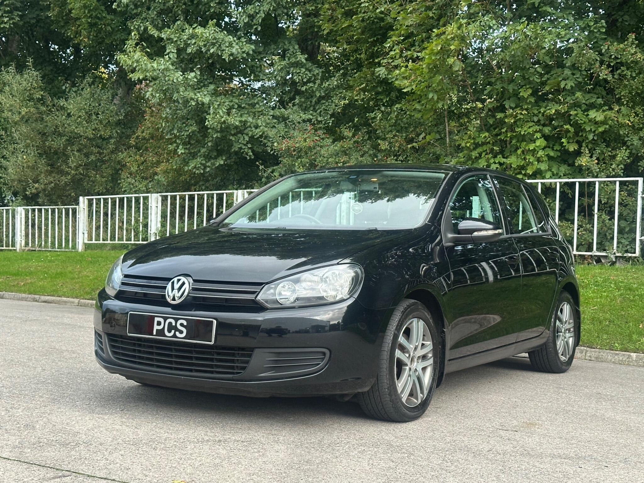 Volkswagen Golf - Image 9