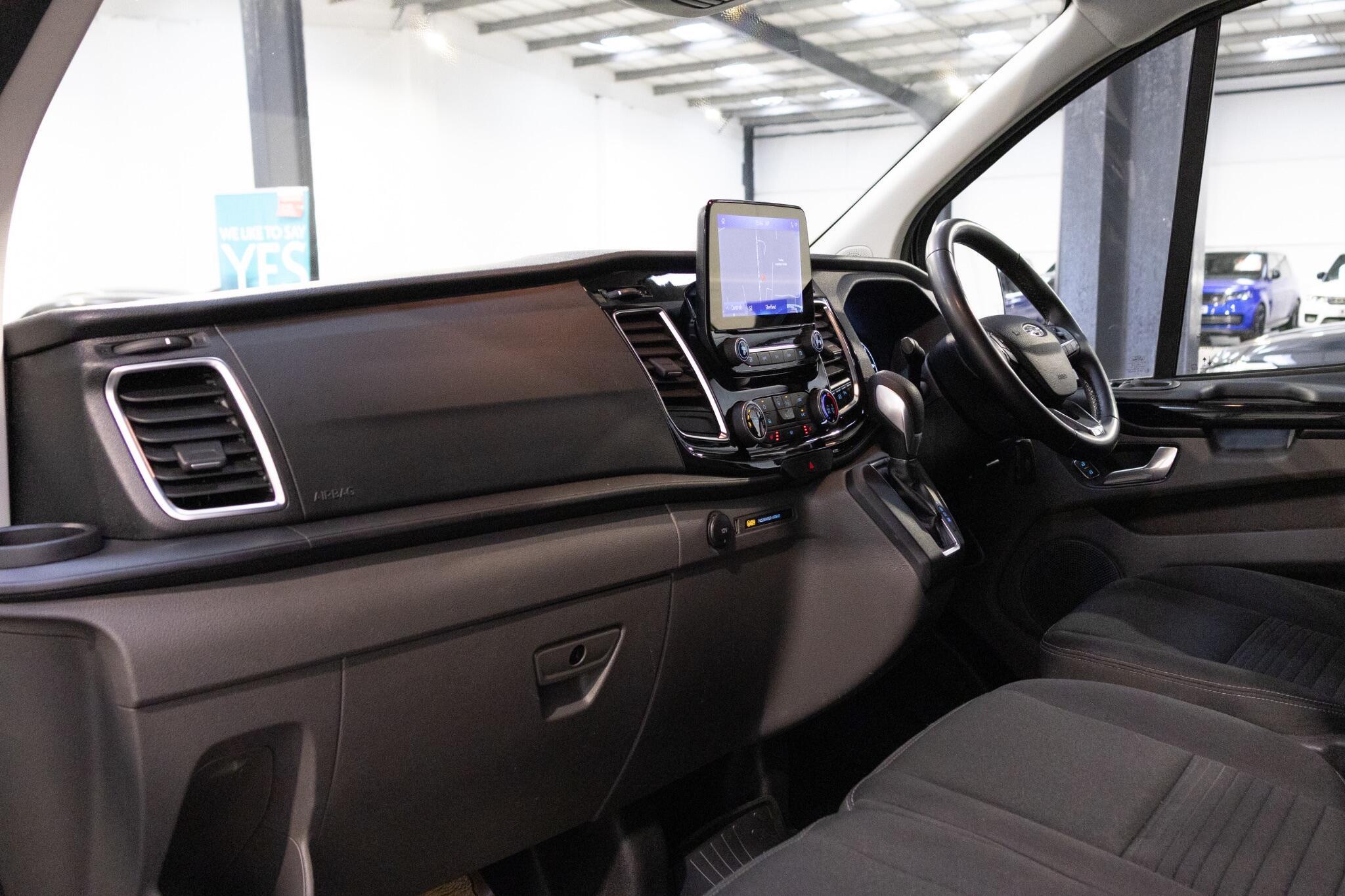 Ford Transit Custom - Image 13