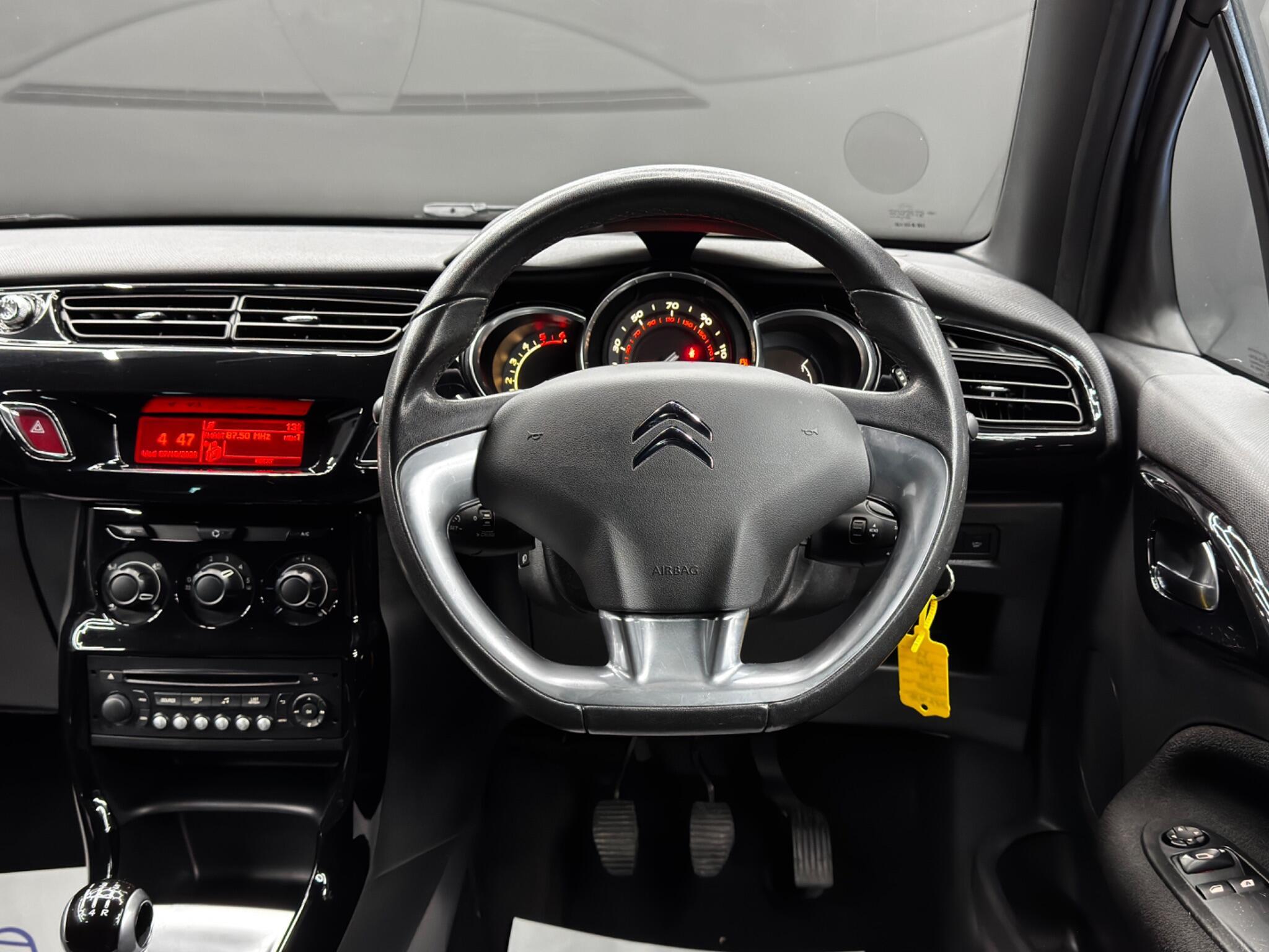 Citroen DS3 - Image 17
