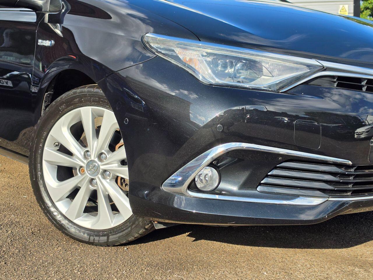 Toyota Auris - Image 9