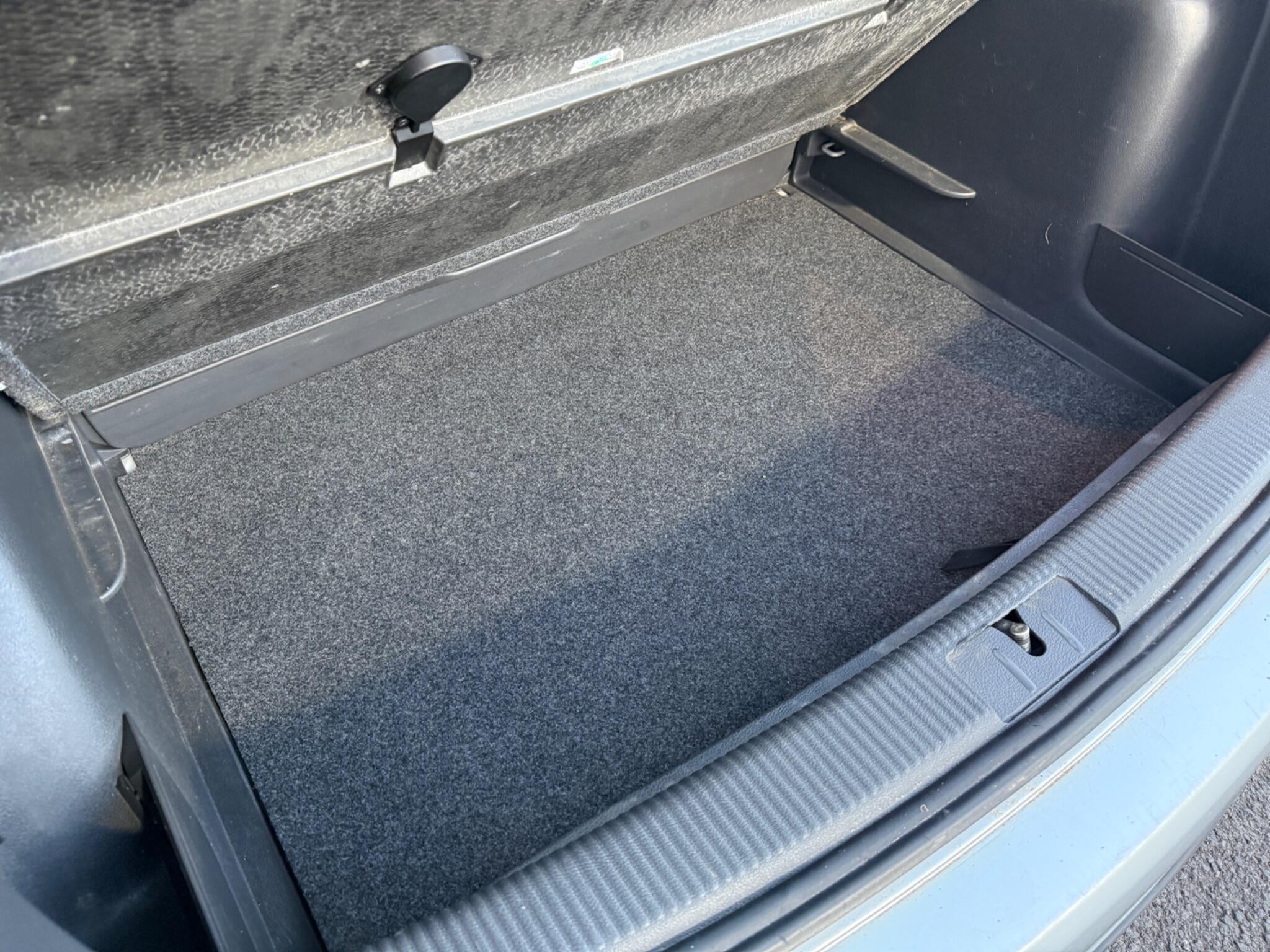 Volkswagen Golf Plus - Image 59