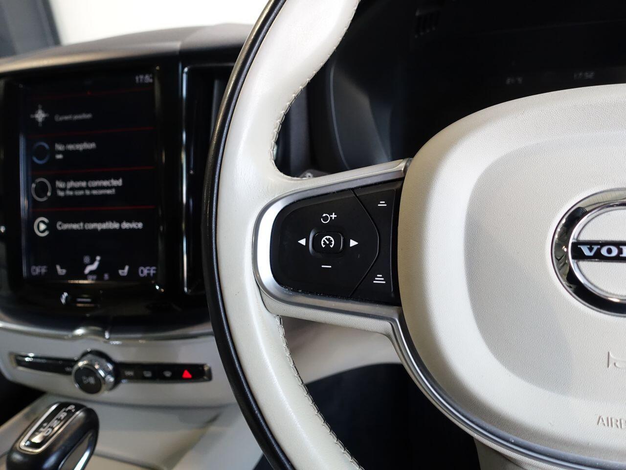 Volvo XC60 - Image 19