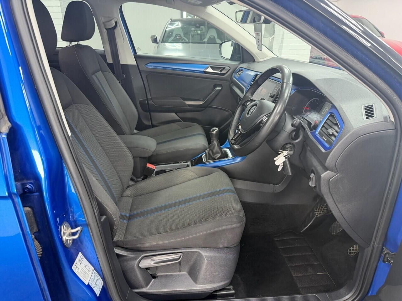 Volkswagen T-Roc - Image 14