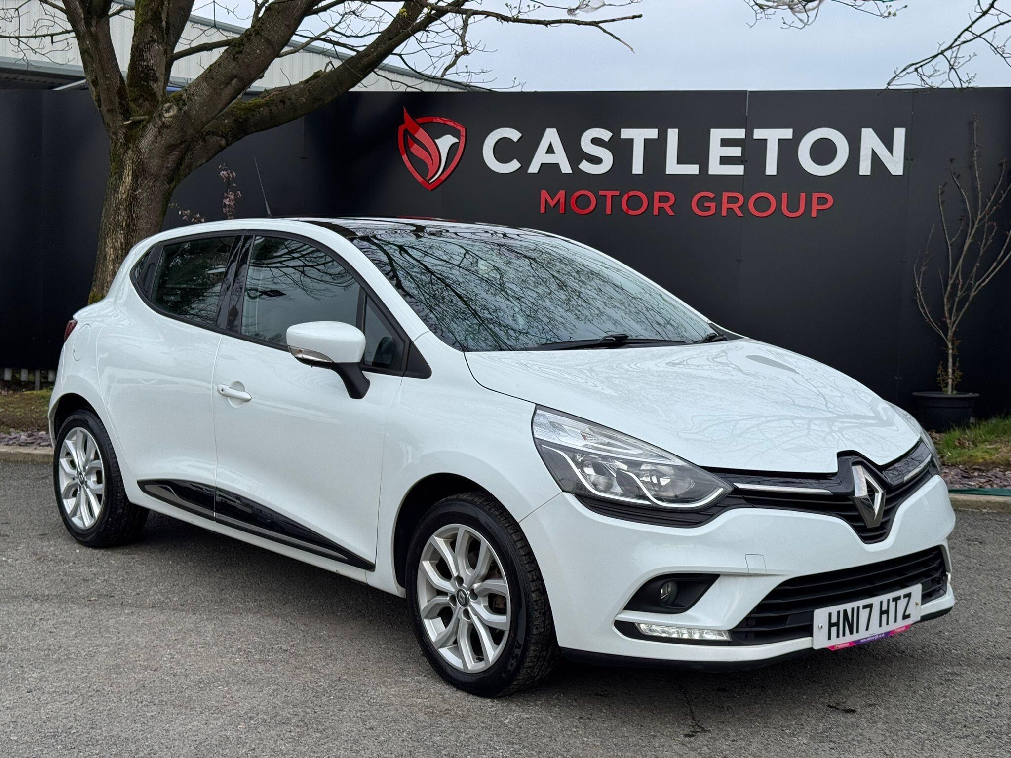 Renault Clio - Image 19