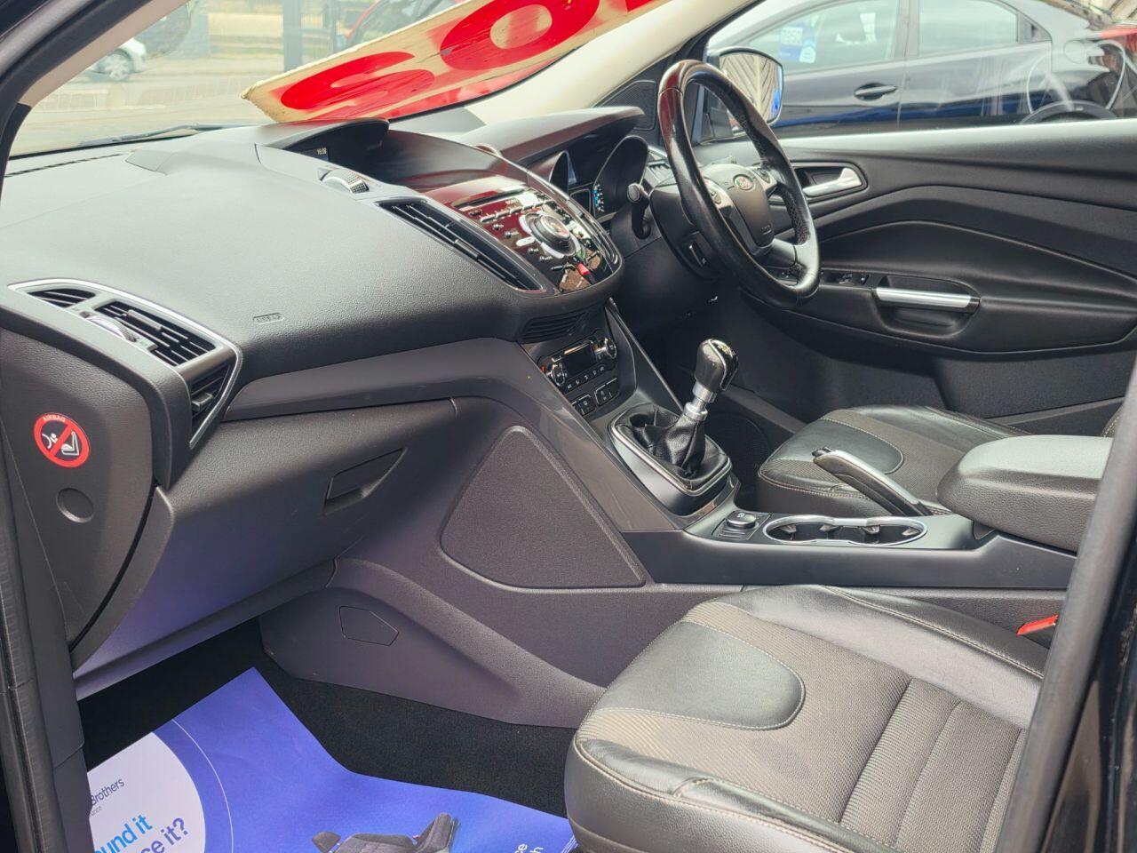 Ford Kuga - Image 13