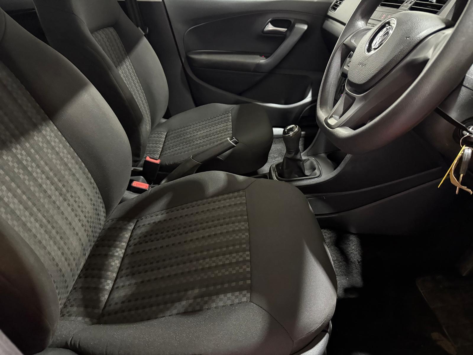 Volkswagen Polo - Image 17