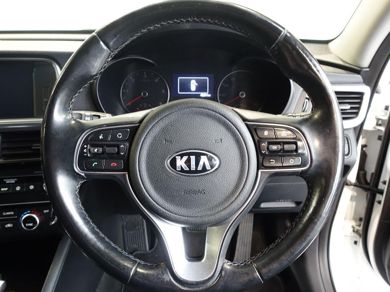 Kia Optima - Image 19