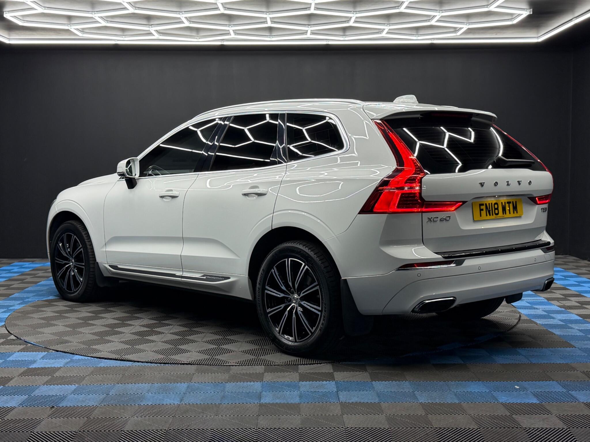Volvo XC60 - Image 7