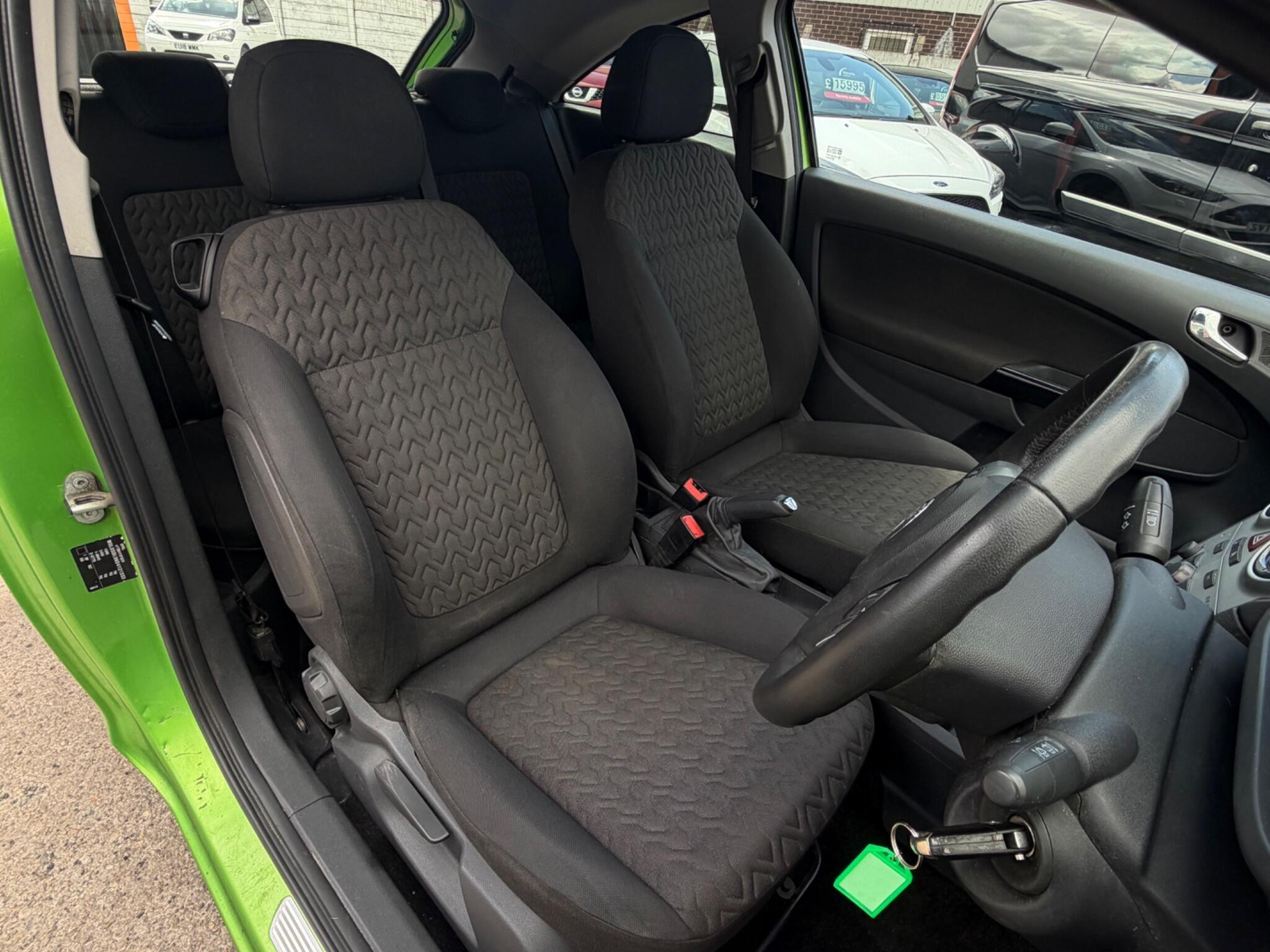 Vauxhall Corsa - Image 11