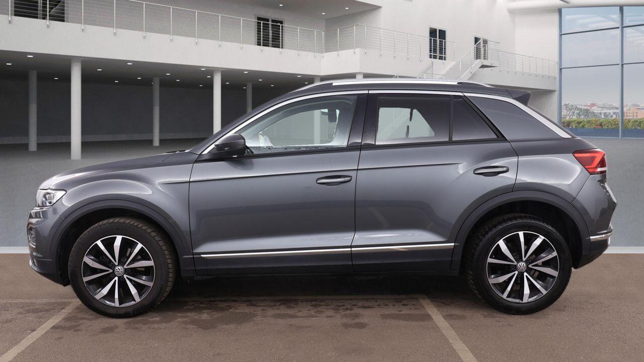 Volkswagen T-Roc - Image 5