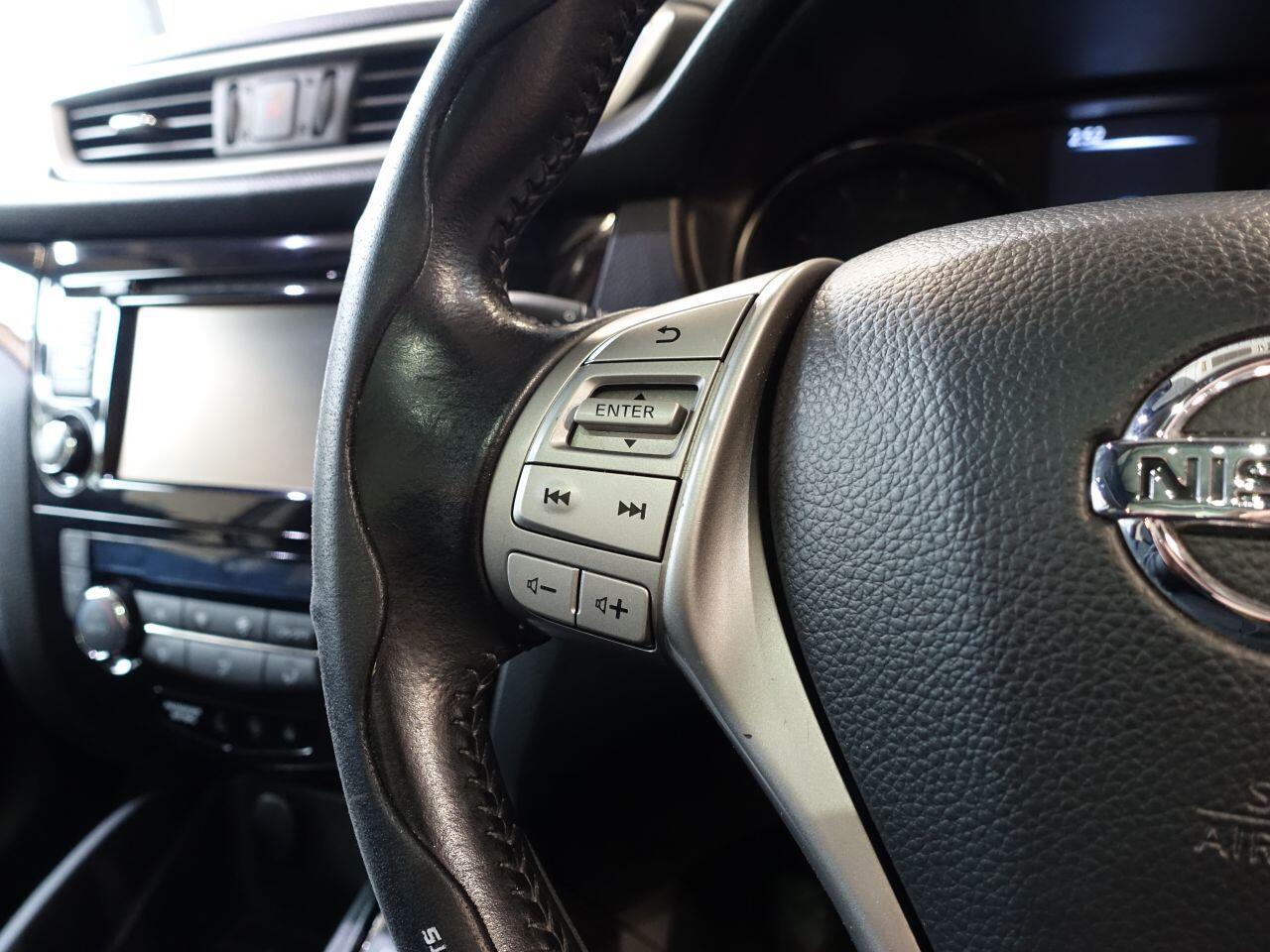 Nissan Qashqai - Image 21