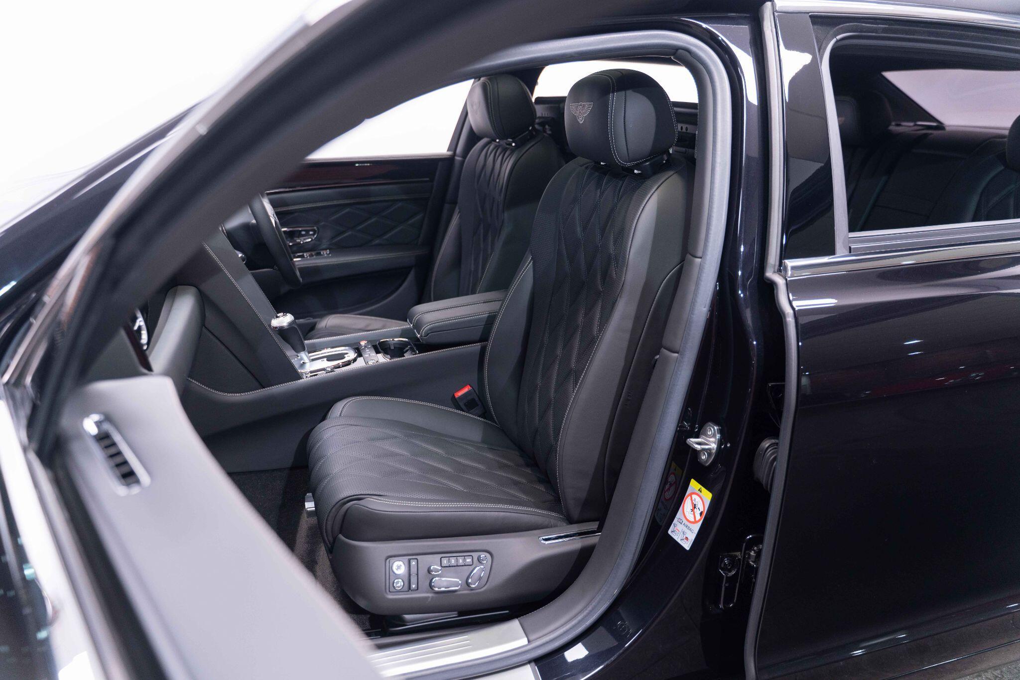 Bentley Flying Spur - Image 41