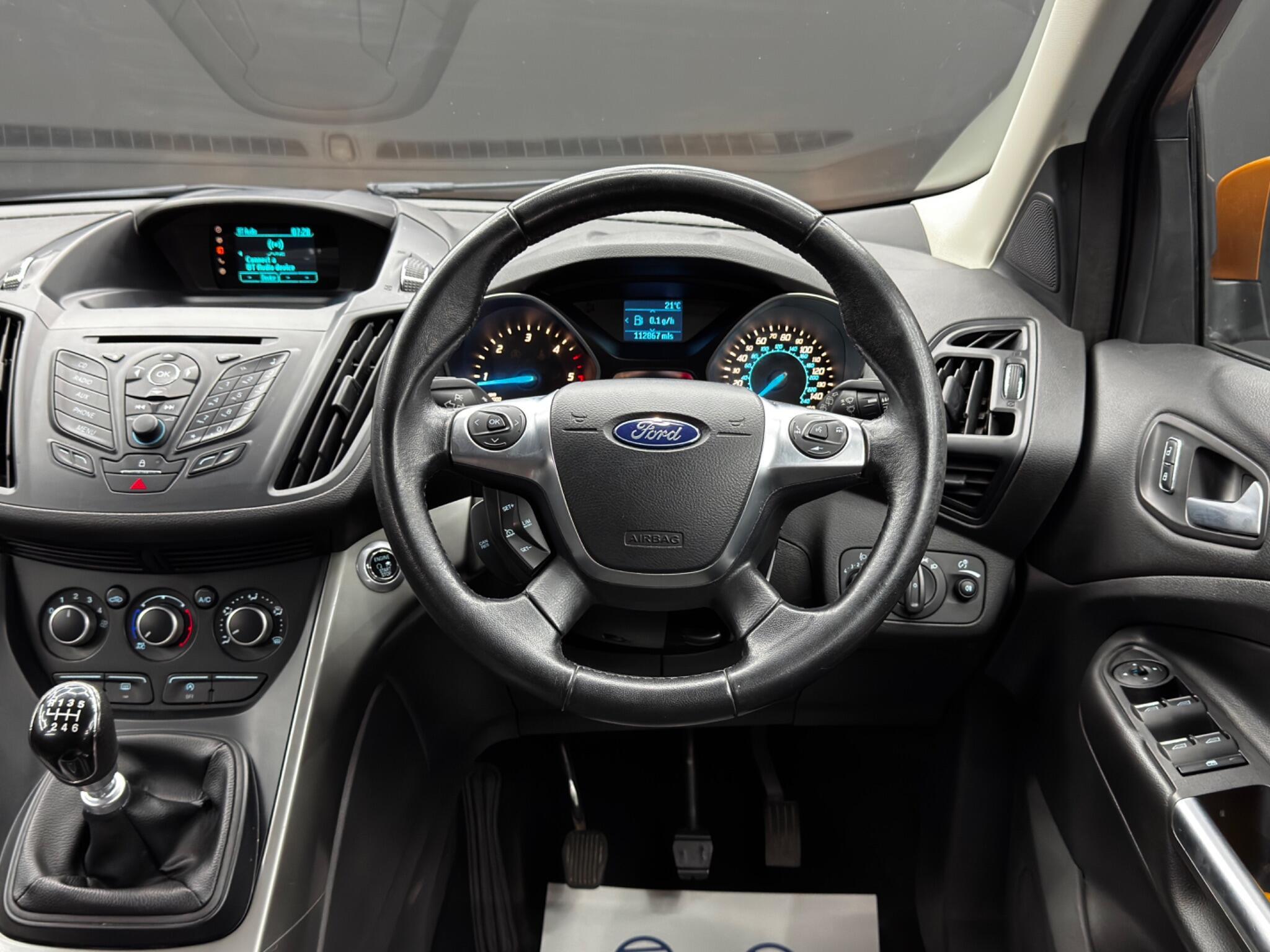 Ford Kuga - Image 18