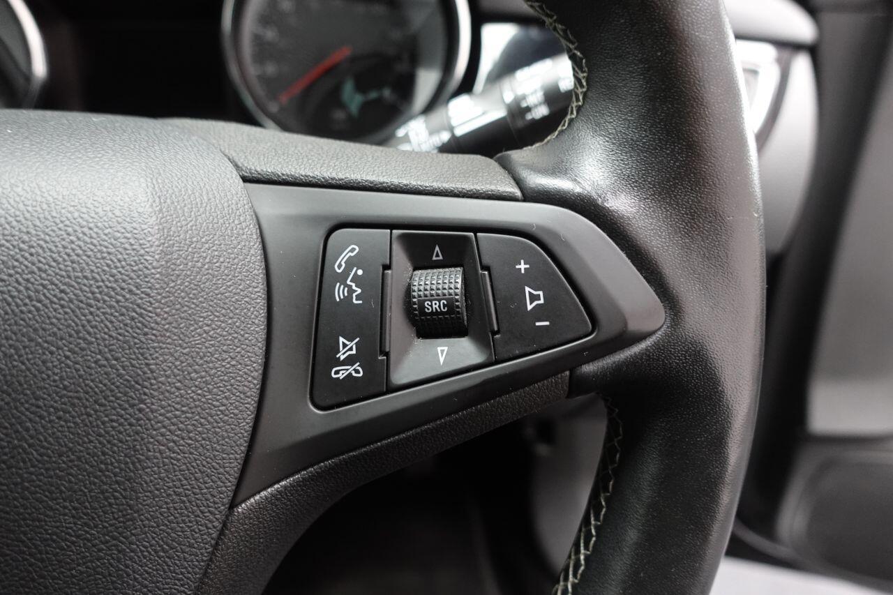 Vauxhall Astra - Image 4