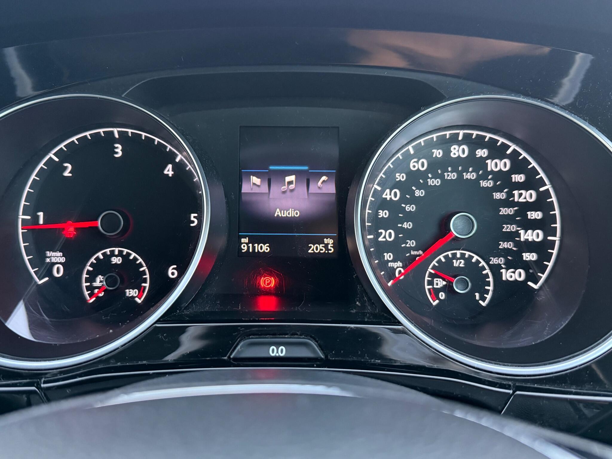 Volkswagen Touran - Image 30