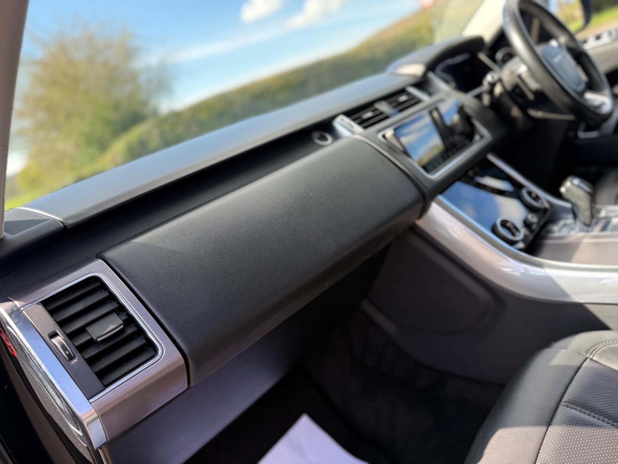Land Rover RANGE ROVER SPORT - Image 53