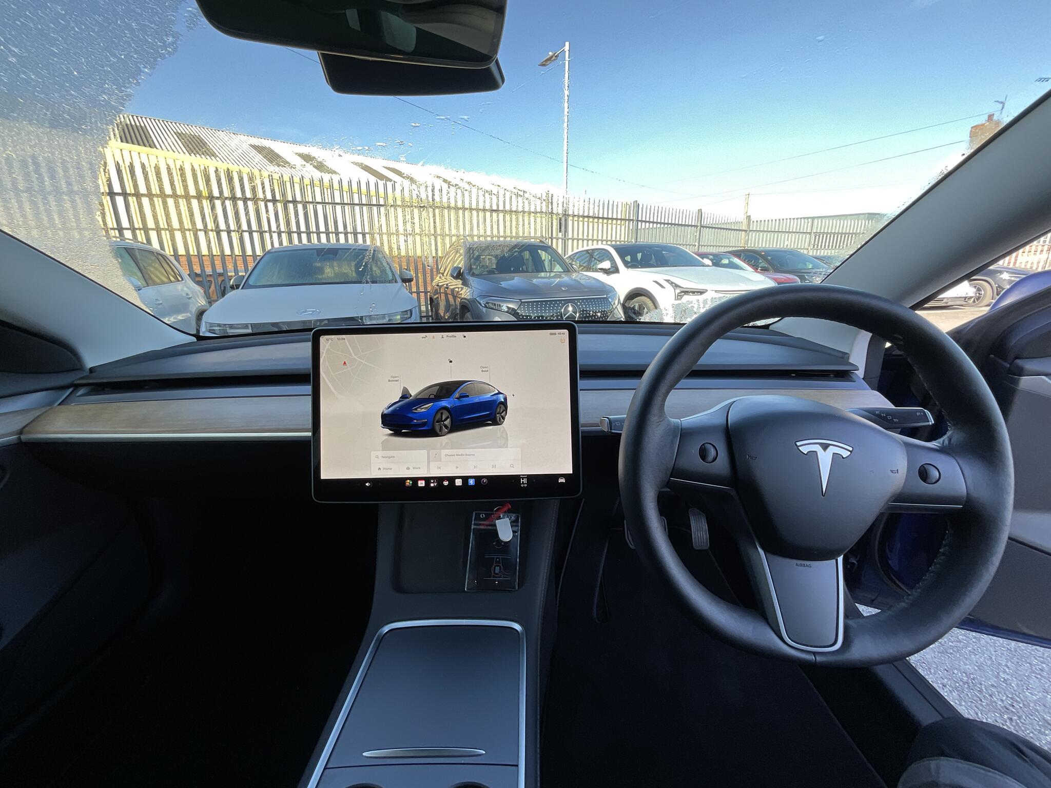 Tesla Model 3 - Image 19
