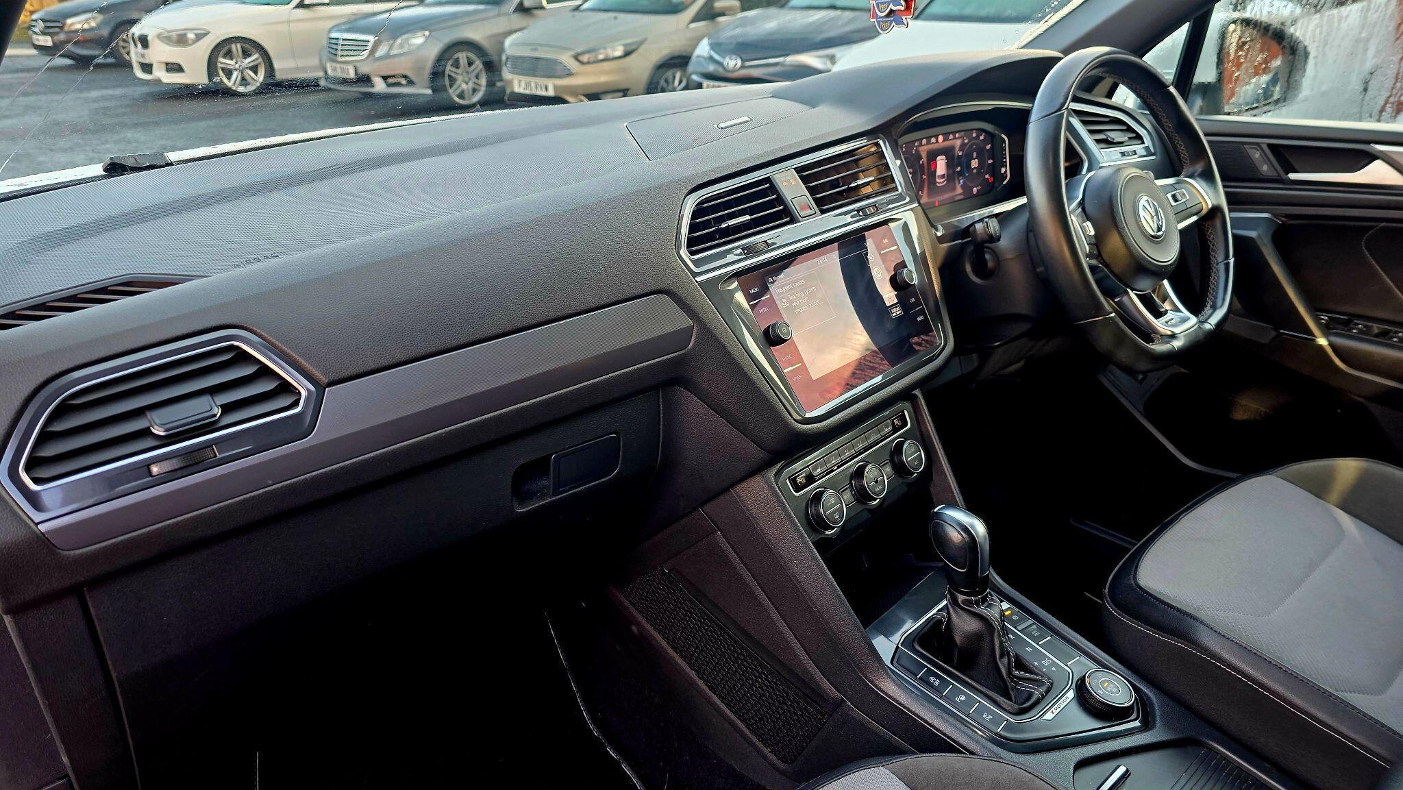 Volkswagen Tiguan Allspace - Image 14