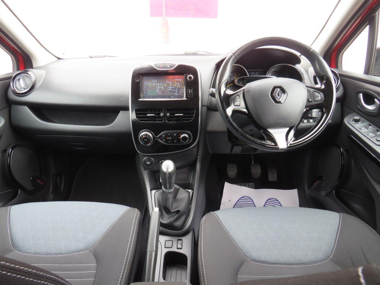 Renault Clio - Image 2