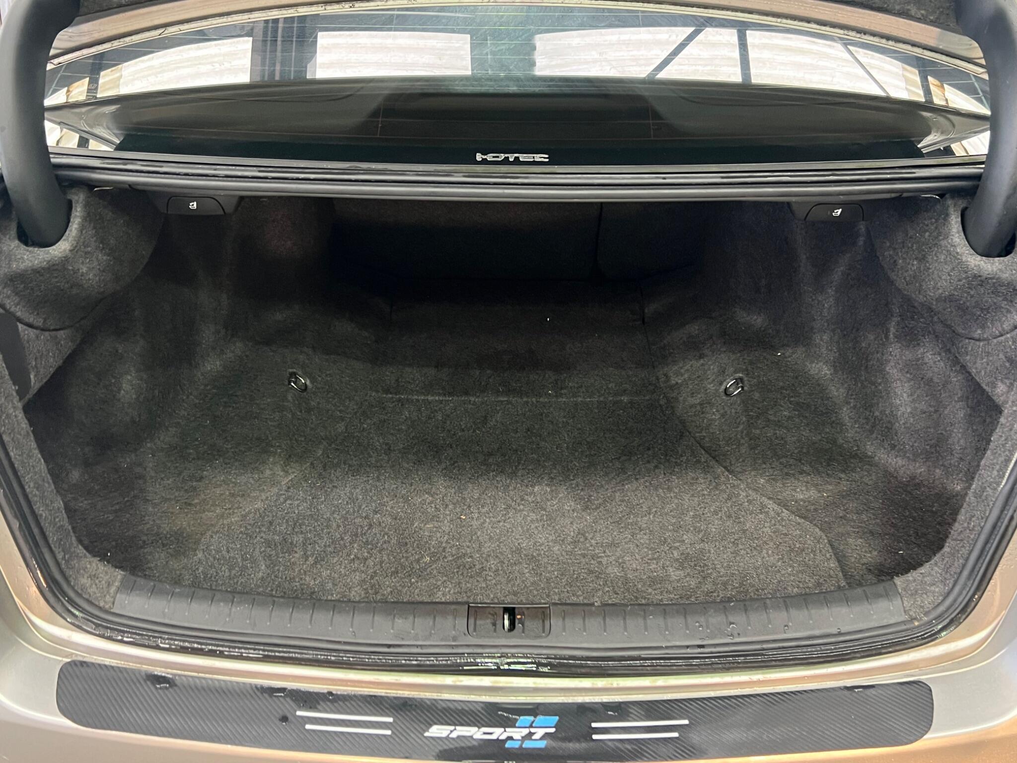 Honda Accord - Image 26