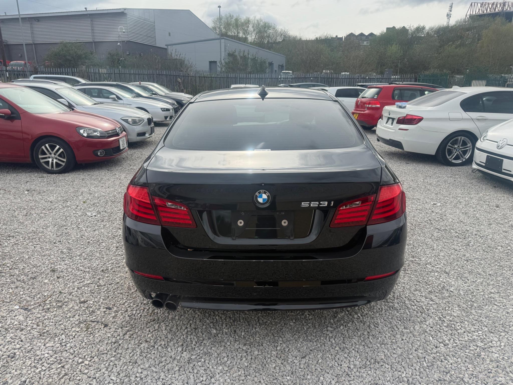 BMW 5 Series - Image 7