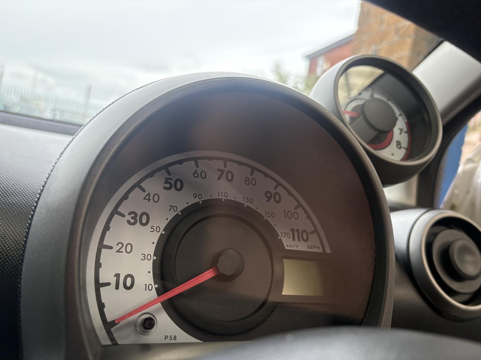 Toyota Aygo - Image 13