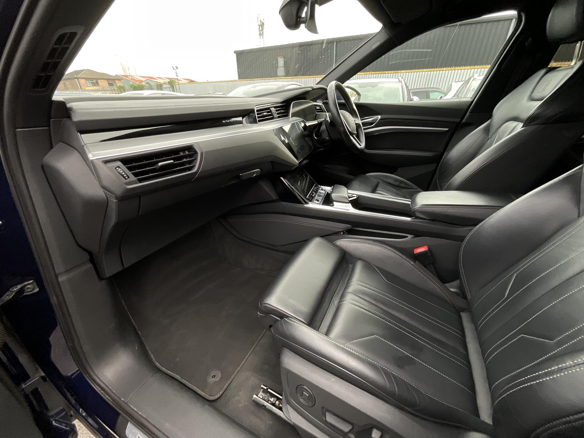 Audi E-Tron - Image 16