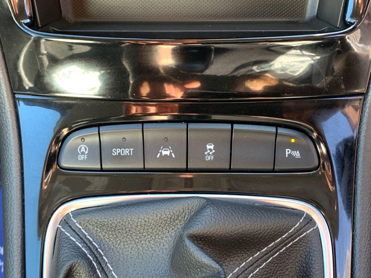 Vauxhall Astra - Image 28