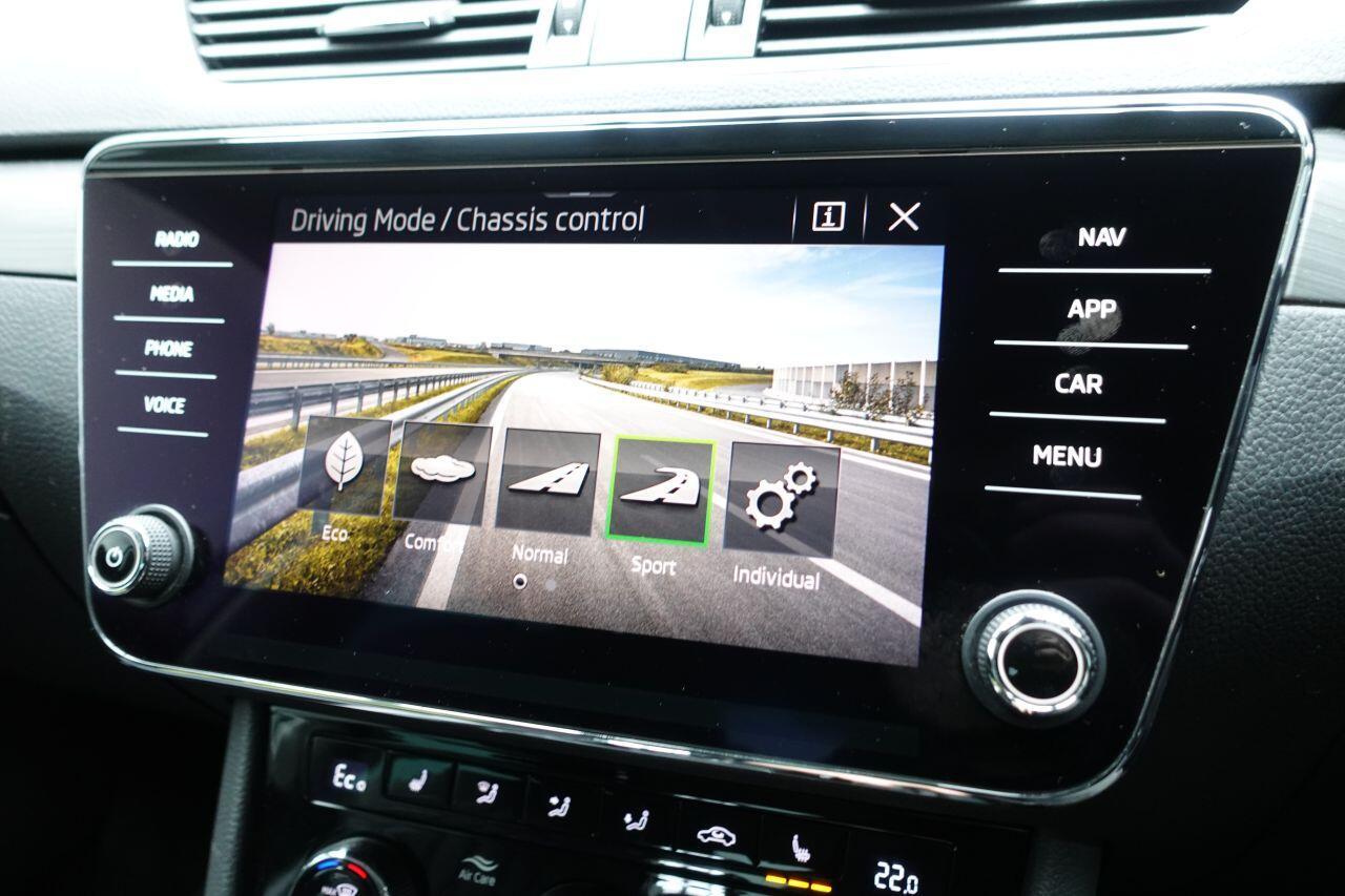 Skoda Superb - Image 42