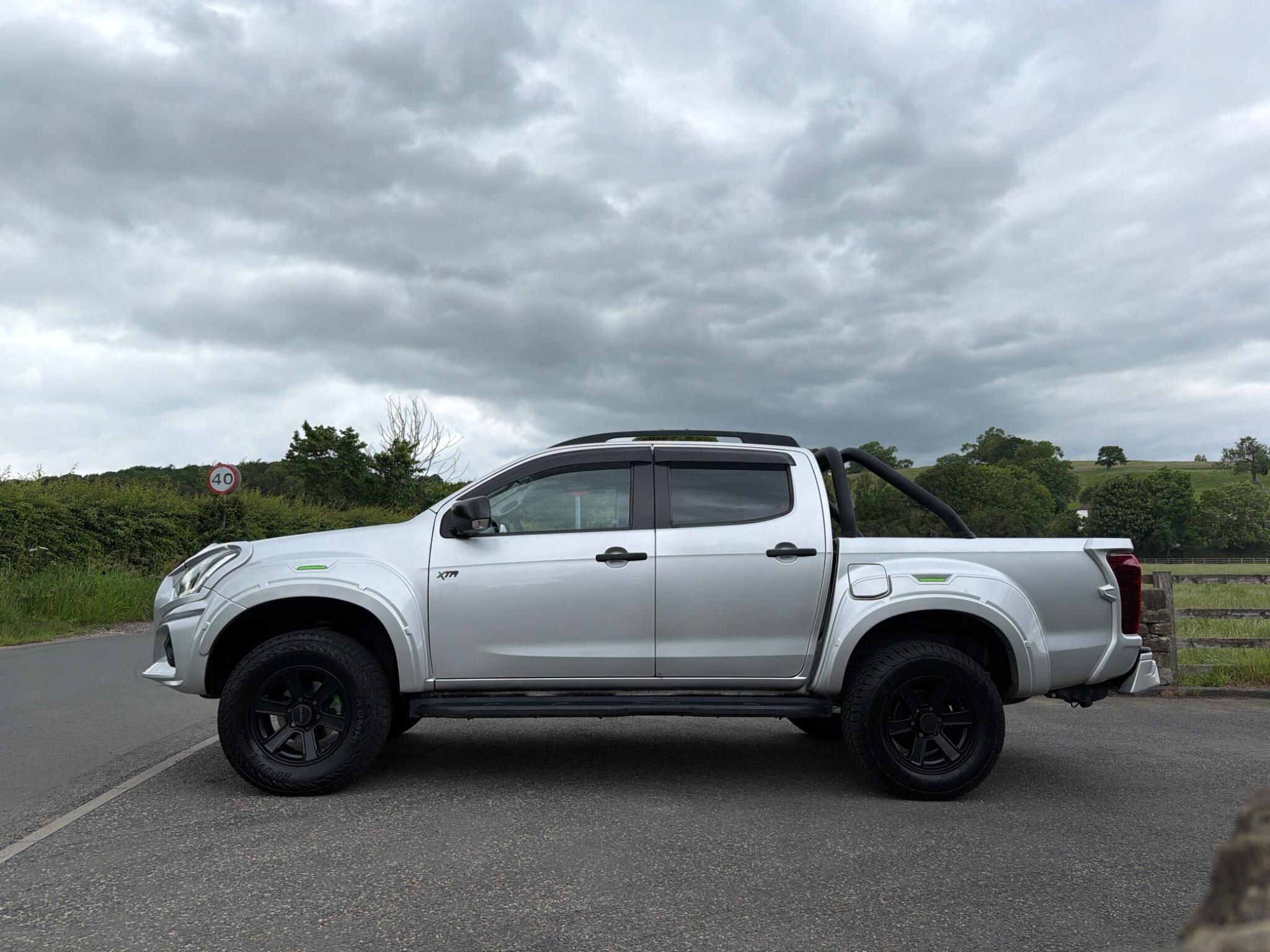 Isuzu D-MAX - Image 4