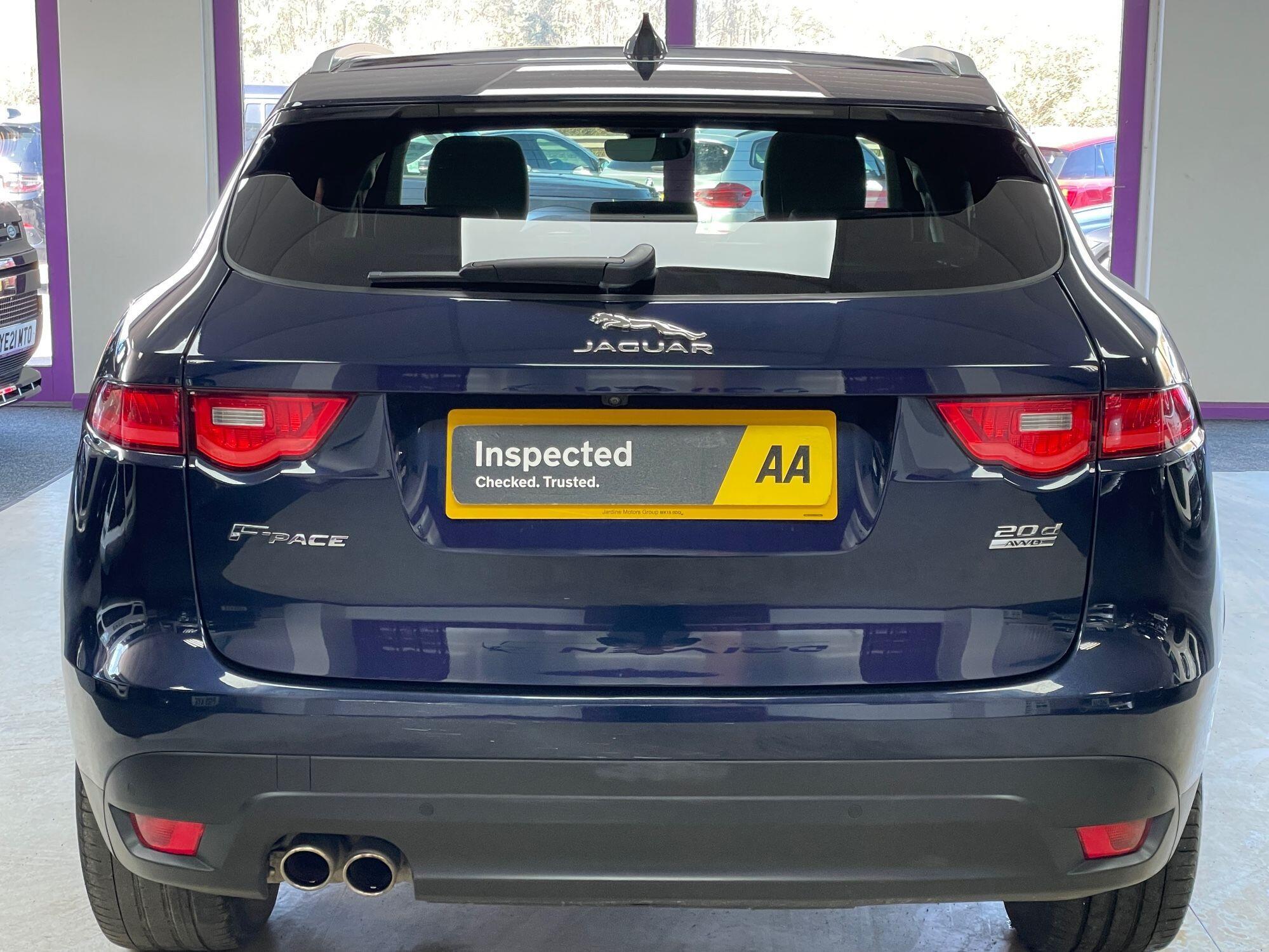 Jaguar F-Pace - Image 10