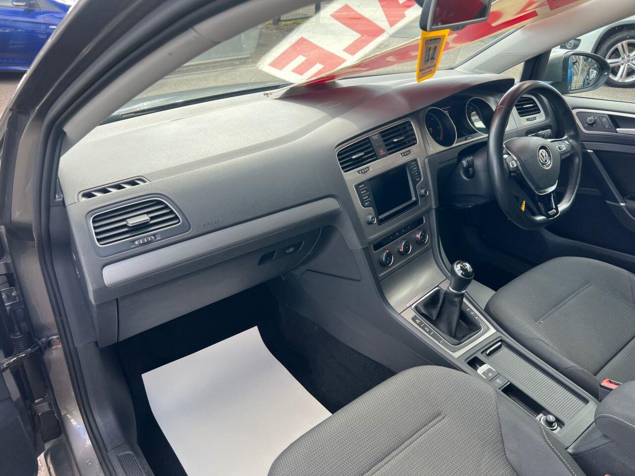 Volkswagen Golf - Image 16