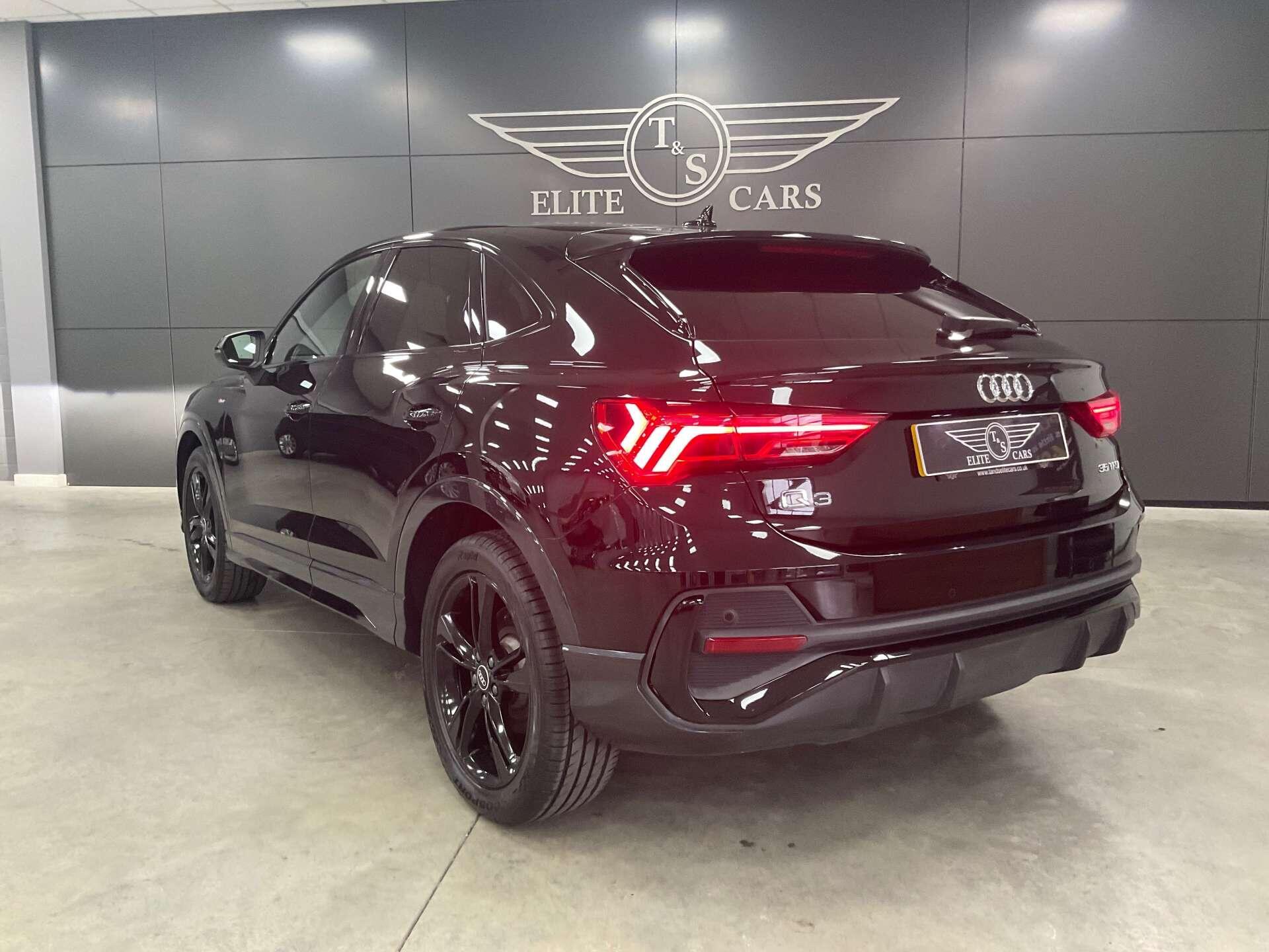 Audi Q3 - Image 6