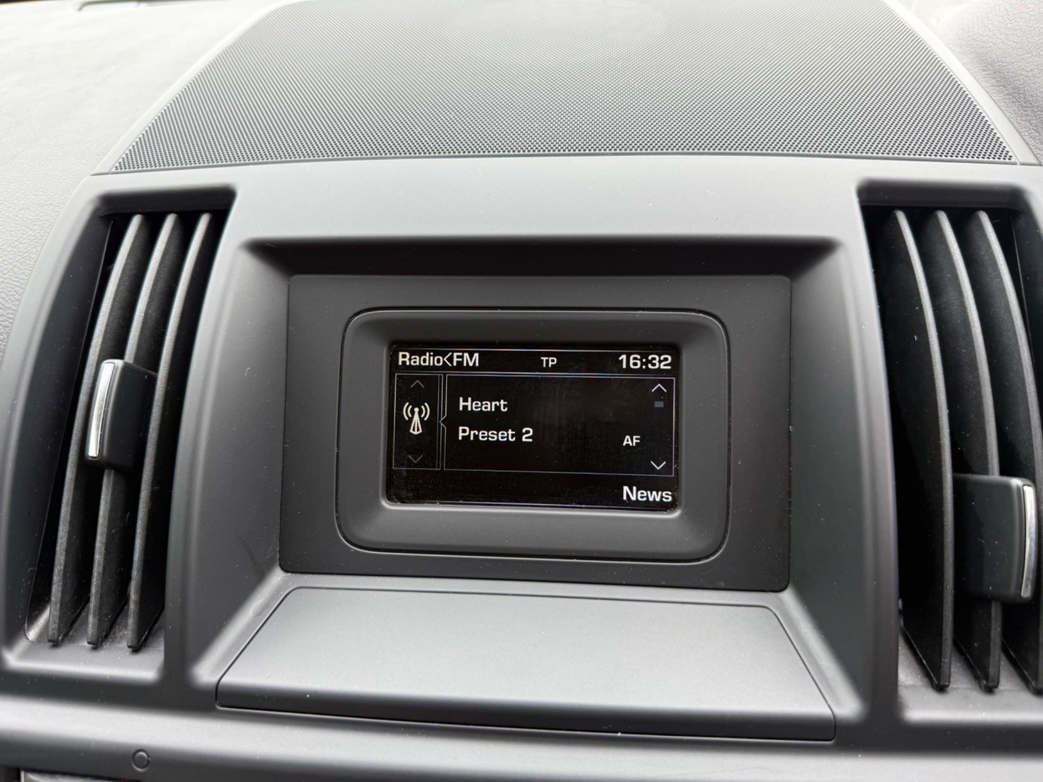 Land Rover Freelander 2 - Image 34