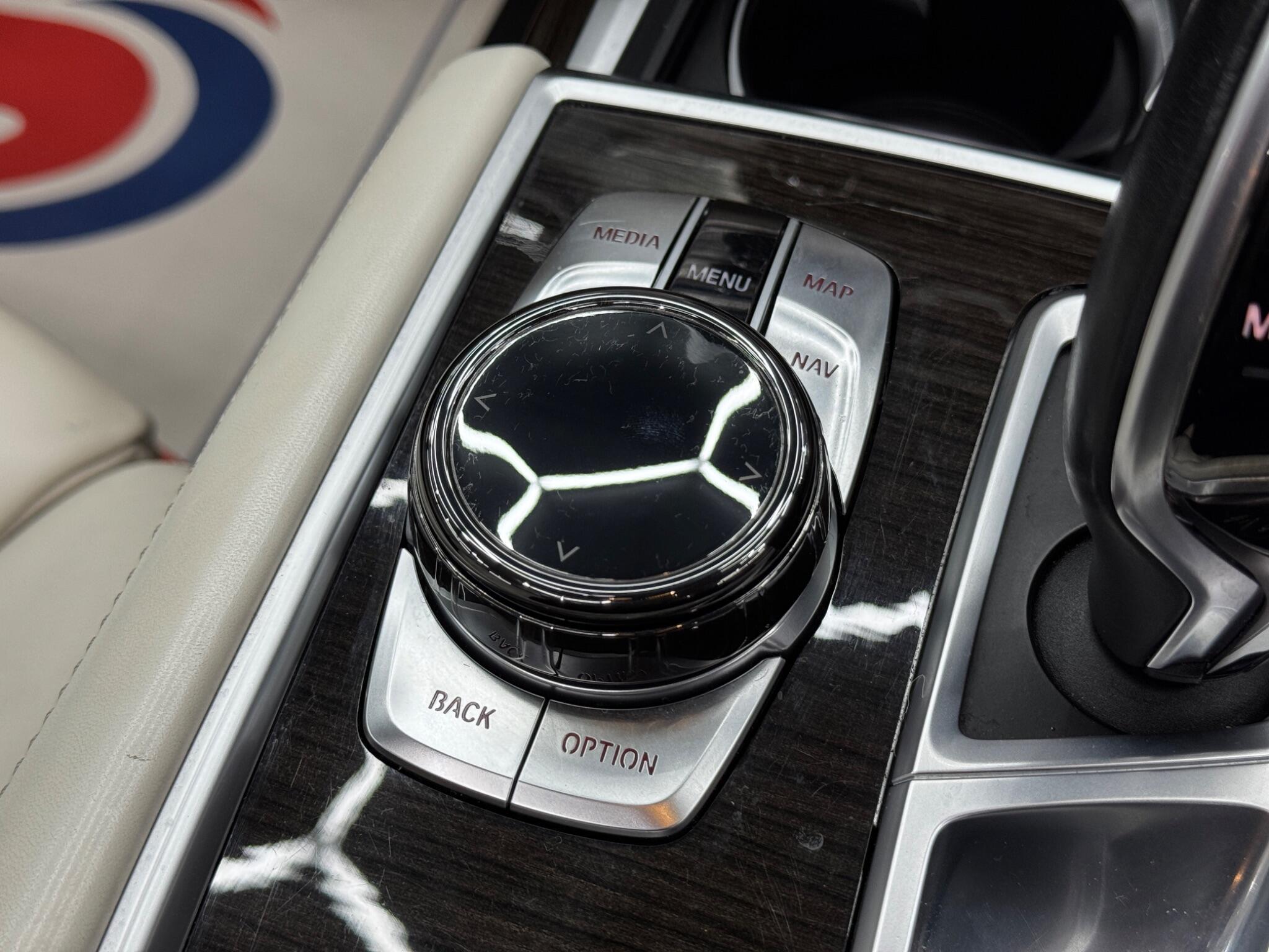 BMW 7 Series - Image 32