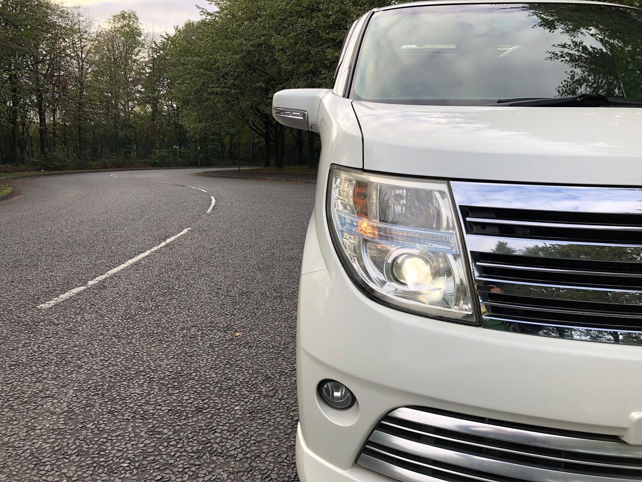 Nissan Elgrand - Image 13