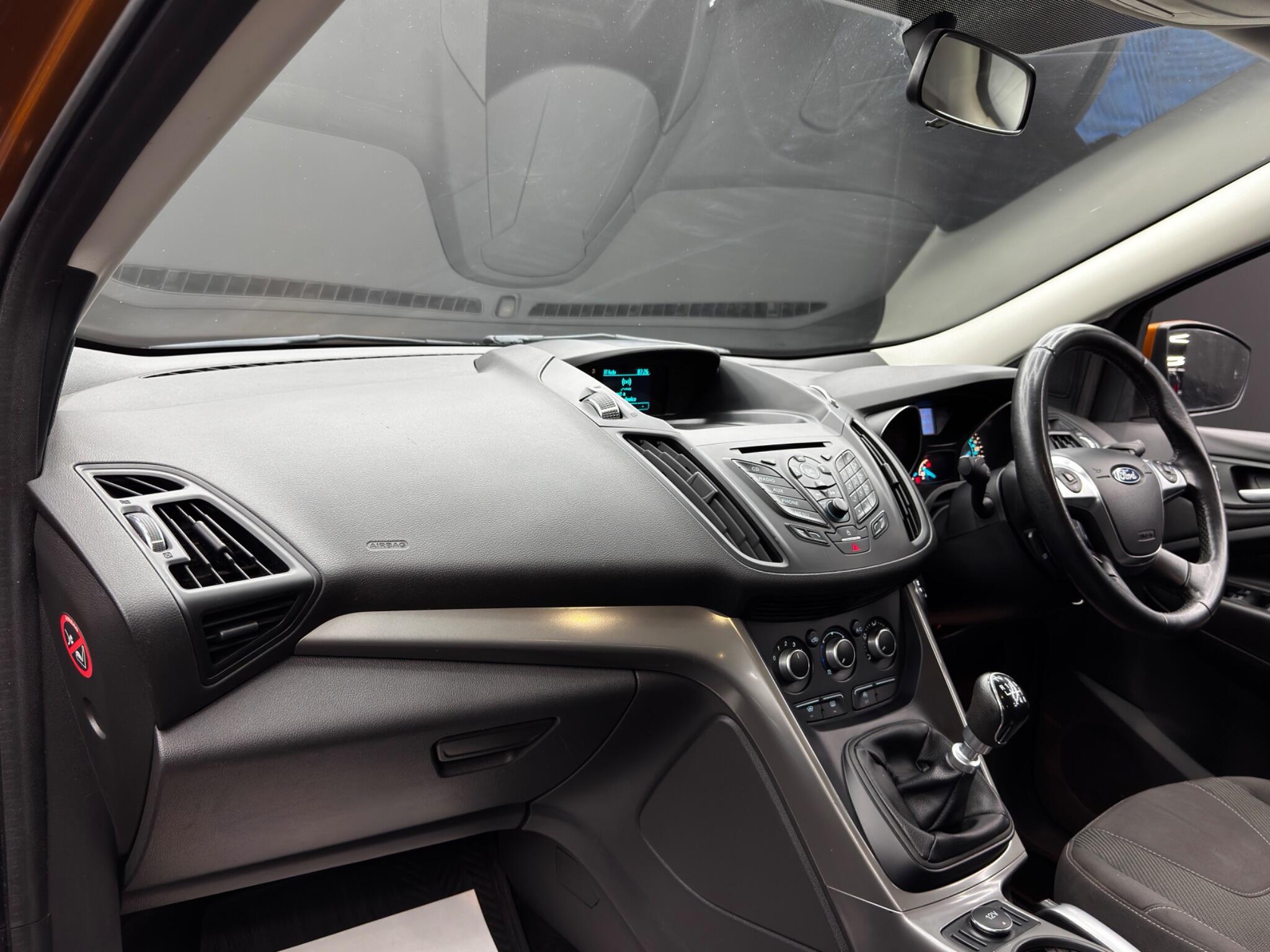 Ford Kuga - Image 11