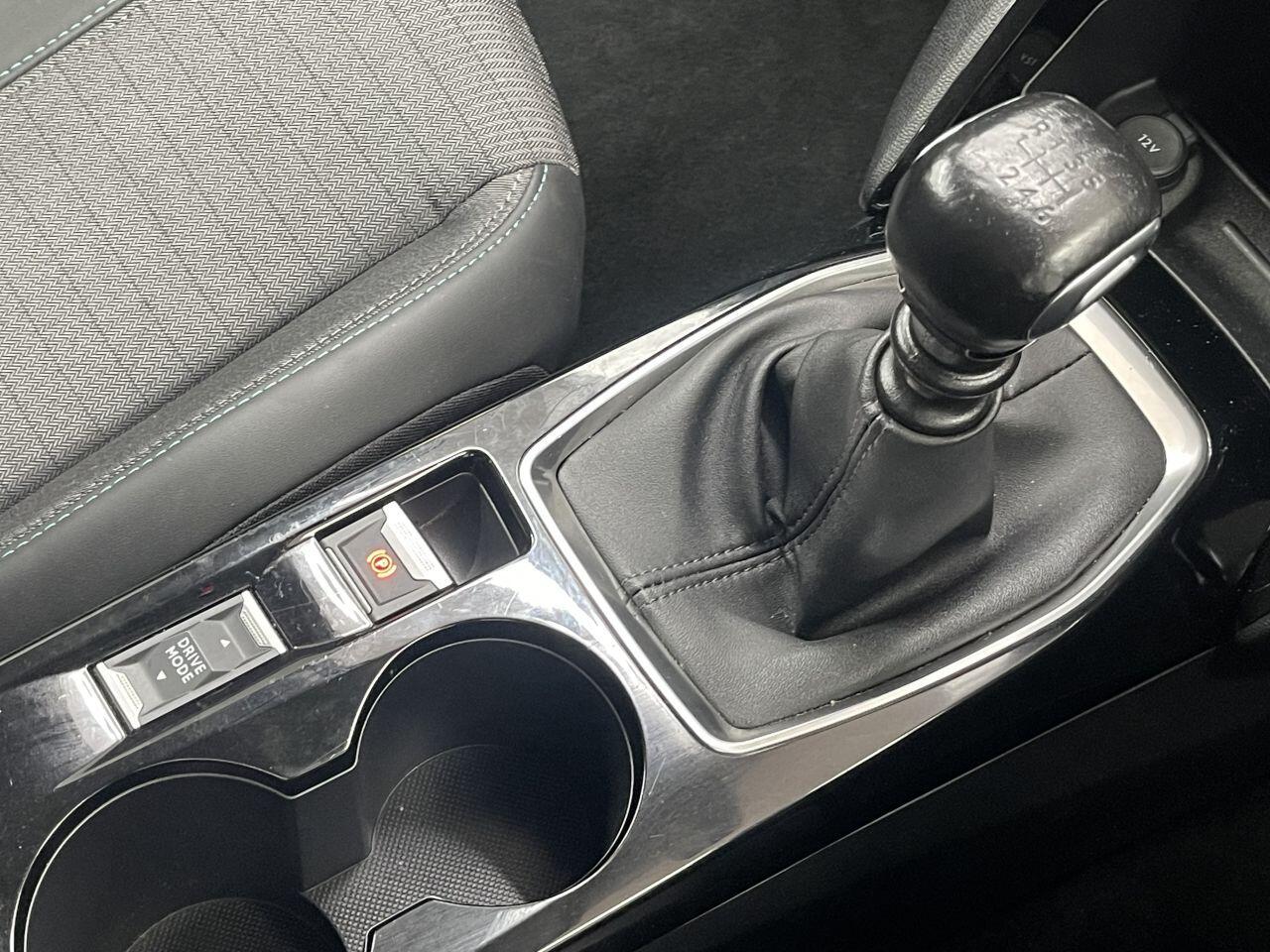 Peugeot 2008 - Image 38