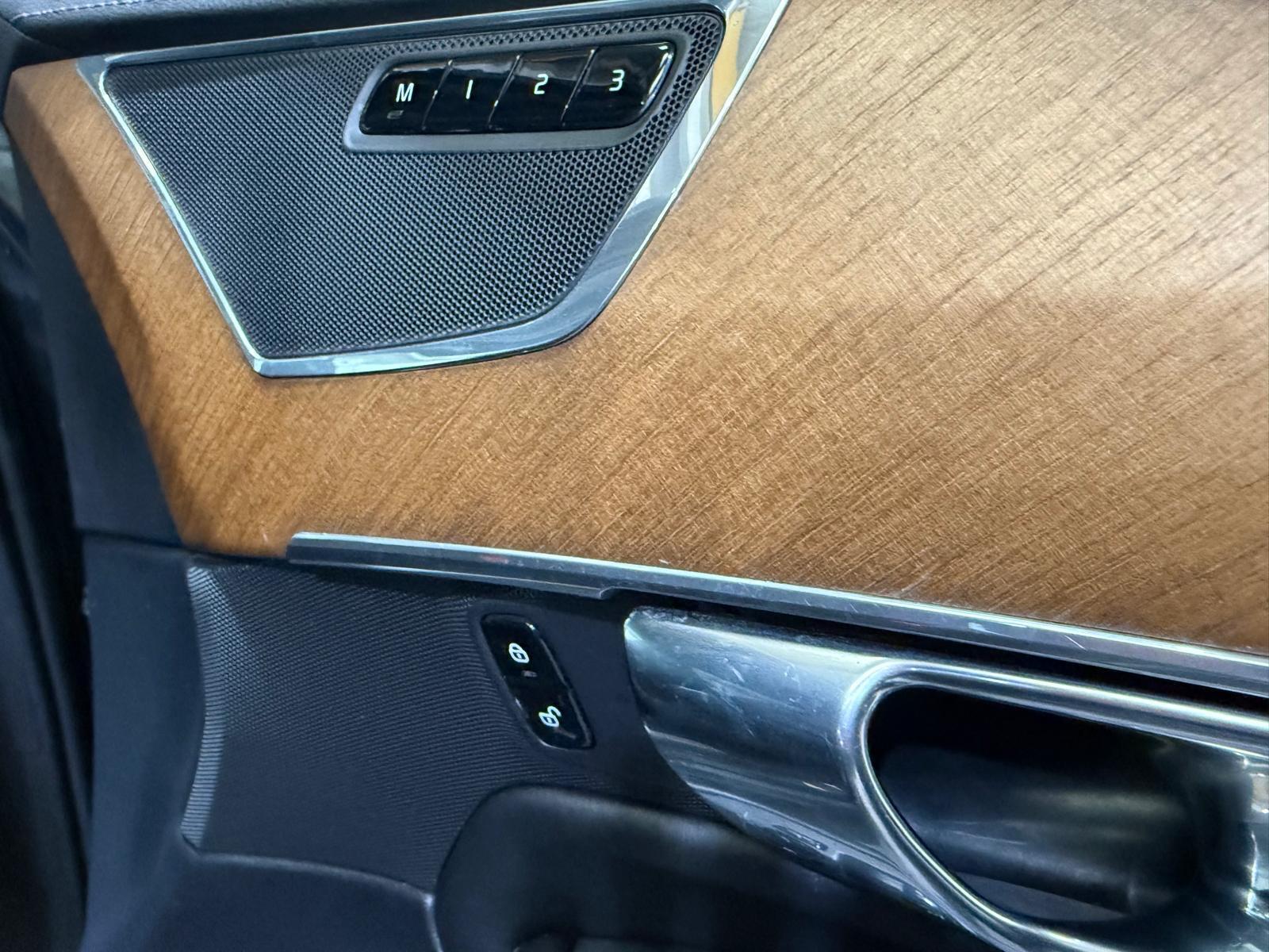 Volvo XC90 - Image 50